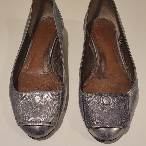 Elie Tahari Size 8 Metallic Flats - Picture 1 of 7